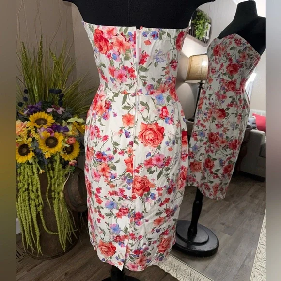 Alya • Strapless Floral Princess Neckline Midi Dress - Picture 13 of 16